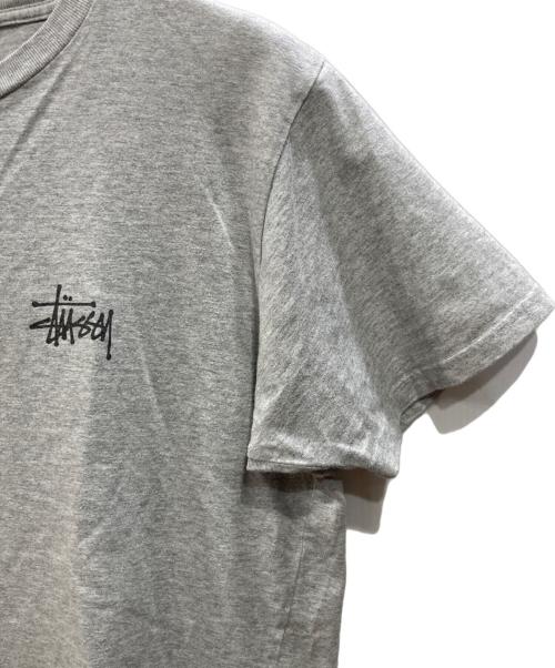 stussy（ステューシー）stussy (ステューシー) ロゴプリントTシャツ グレー サイズ:Sの古着・服飾アイテム