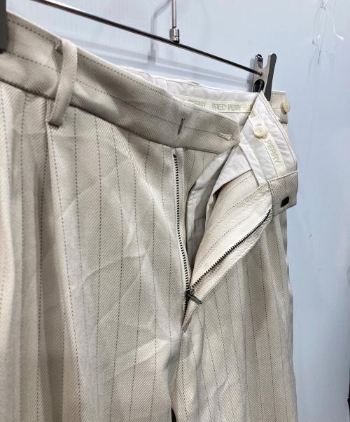 FRED PERRY（フレッドペリー）FRED PERRY (フレッドペリー) ストライプワイドパンツ アイボリー サイズ:Lの古着・服飾アイテム