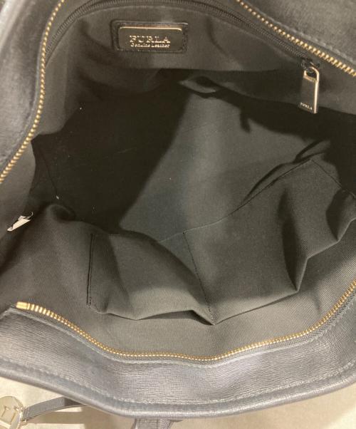 FURLA（フルラ）FURLA (フルラ) レザートートバッグ ブラックの古着・服飾アイテム