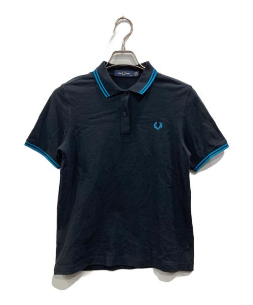 FRED PERRY（フレッドペリー）FRED PERRY (フレッドペリー) ポロシャツ ブラック×ブルー サイズ:UK10の古着・服飾アイテム