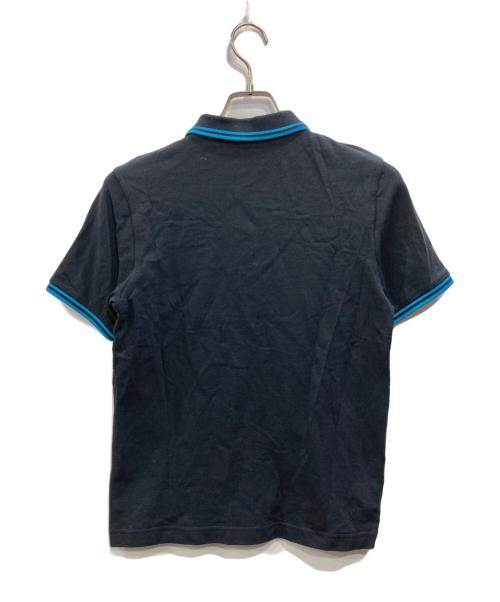 FRED PERRY（フレッドペリー）FRED PERRY (フレッドペリー) ポロシャツ ブラック×ブルー サイズ:UK10の古着・服飾アイテム