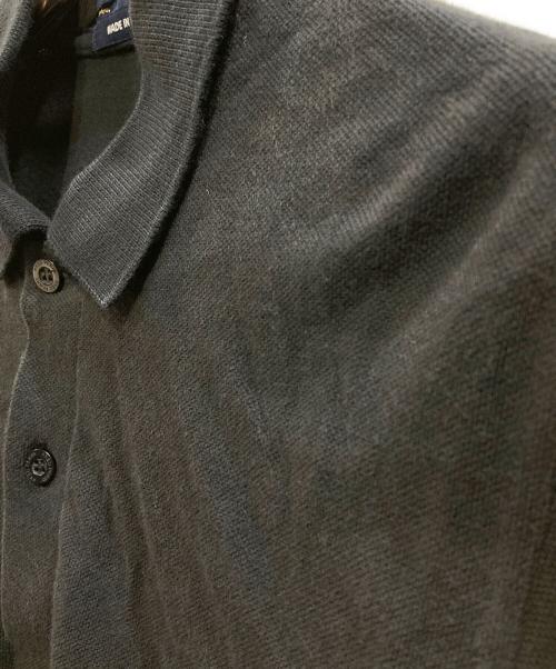 FRED PERRY（フレッドペリー）FRED PERRY (フレッドペリー) ポロシャツ ブラック×ゴールド サイズ:36の古着・服飾アイテム