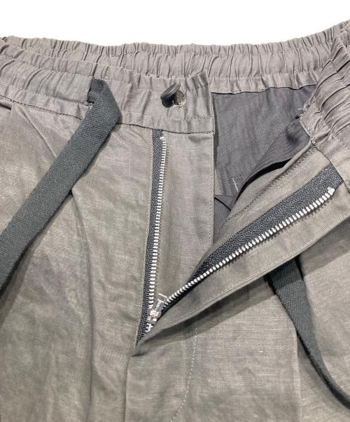 SUS-SOUS（シュス）SUS-SOUS (シュス) Wide Shorts(cotton linen twill hard finish) グレー サイズ:SIZE 7の古着・服飾アイテム