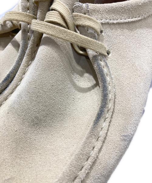 CLARKS ORIGINALS（クラークス オリジナルズ）CLARKS ORIGINALS (クラークス オリジナルズ) ワラビー ベージュ サイズ:25.5の古着・服飾アイテム