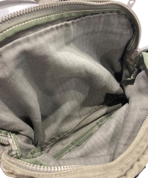PORTER（ポーター）PORTER (ポーター) PAGE ショルダーバッグ カーキの古着・服飾アイテム