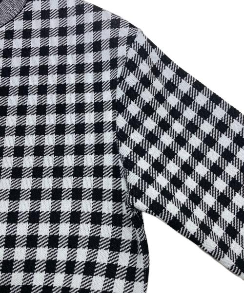 UNTITLED（アンタイトル）UNTITLED (アンタイトル) スポンディッシュ カーディガン グレーの古着・服飾アイテム