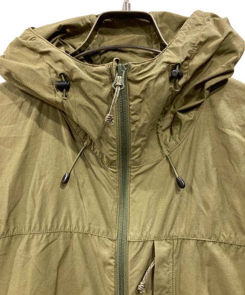FJALLRAVEN（フェールラーベン）FJALLRAVEN (フェールラーベン) High Coast Wind Jacket(ハイ・コースト・ウィンド・ジャケット) オリーブ サイズ:Mの古着・服飾アイテム