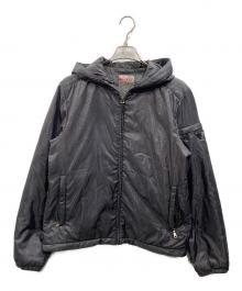 PRADA SPORTS（プラダスポーツ）の古着「トライアングルプレート中綿ジャケット」｜ブラック