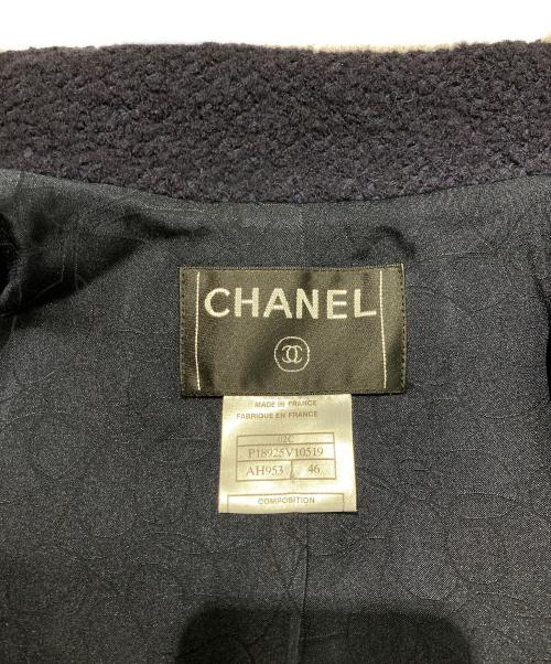 CHANEL（シャネル）CHANEL (シャネル) 02C クルーズコレクション  カメリア シェルボタン ネイビー サイズ:46の古着・服飾アイテム