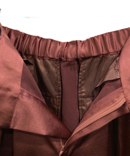 suadeo（スアデオ）suadeo (スアデオ) 艶タックワイドパンツ ブラウン サイズ:38の古着・服飾アイテム