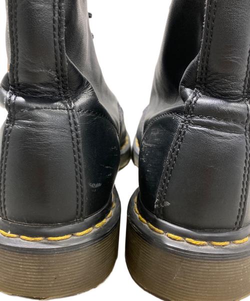 Dr.Martens（ドクターマーチン）Dr.Martens (ドクターマーチン) STELLA（ステラ） ブラック×ゴールド サイズ:UK　8の古着・服飾アイテム