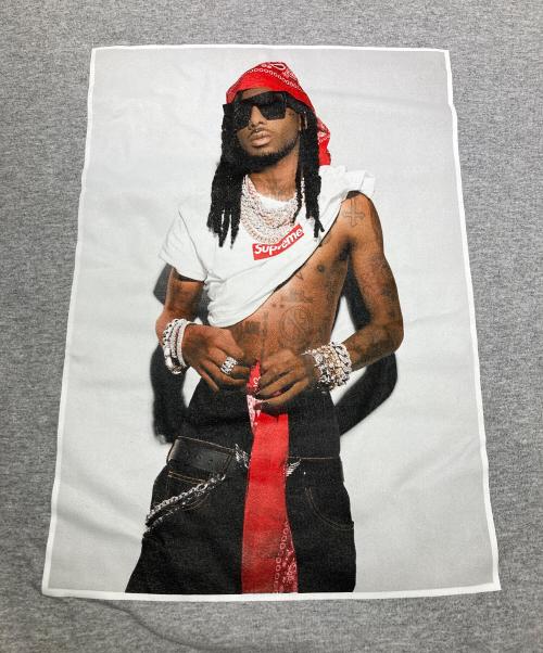 SUPREME（シュプリーム）Supreme (シュプリーム) 25FW PLAYBOI CARTI TEE グレー サイズ:Mの古着・服飾アイテム