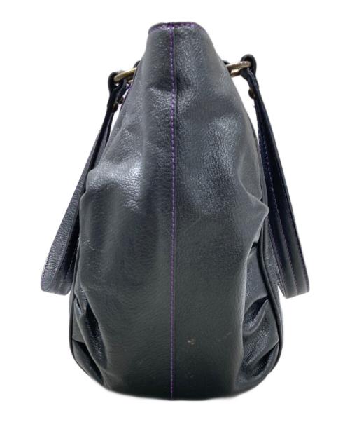 ANNA SUI（アナスイ）ANNA SUI (アナスイ) バタフライチャームレザートートバッグ ブラックの古着・服飾アイテム