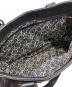 中古・古着 ANNA SUI (アナスイ) バタフライチャームレザートートバッグ ブラック：5000円
