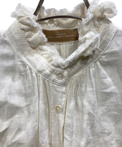 nous rendent heureux（ヌーランドオロー）nous rendent heureux (ヌーランドオロー) フリルカラーリネンブラウス アイボリー サイズ:Fの古着・服飾アイテム