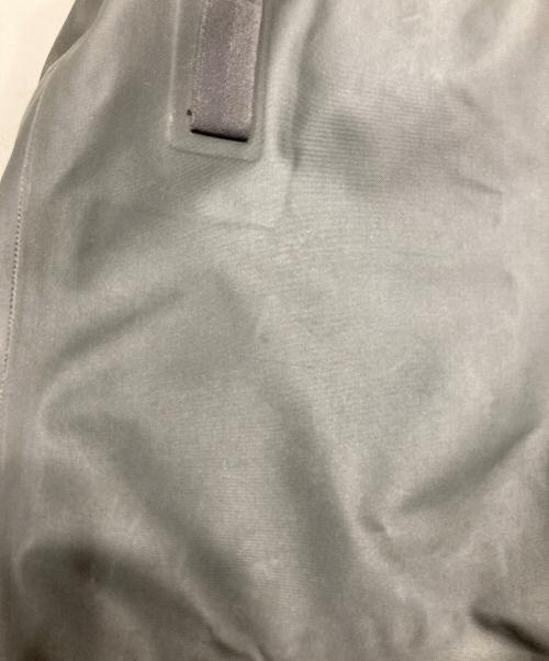 ARC'TERYX VEILANCE（アークテリクスヴェイランス）ARC'TERYX VEILANCE (アークテリクスヴェイランス) SEQUE セグエ トートバッグ ブラックの古着・服飾アイテム