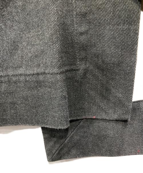 Vivienne Westwood RED LABEL（ヴィヴィアンウエストウッドレッドレーベル）Vivienne Westwood RED LABEL (ヴィヴィアンウエストウッドレッドレーベル) オーブボタン アシンメトリーデニム グレー サイズ:2の古着・服飾アイテム