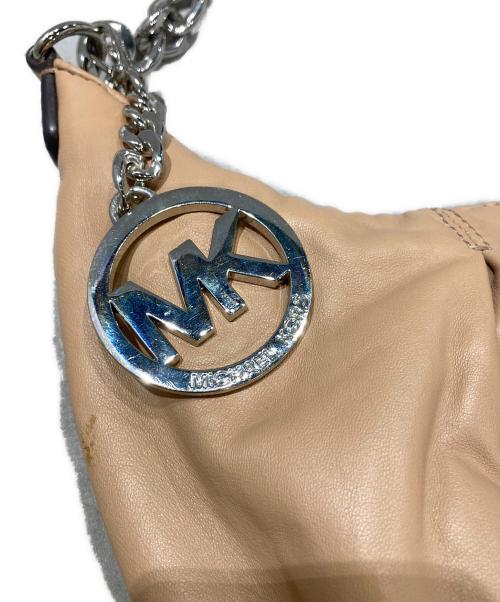 MICHAEL MICHAEL KORS（マイケル マイケルコース）MICHAEL MICHAEL KORS (マイケル マイケルコース) ショルダーバッグ ベージュの古着・服飾アイテム