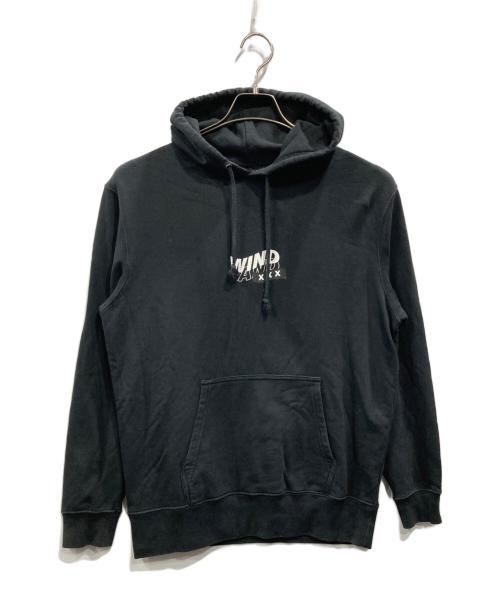 WIND AND SEA（ウィンダンシー）WIND AND SEA (ウィンダンシー) GOD SELECTION XXX (ゴッド セレクション トリプルエックス) プルオーバーパーカー ブラック サイズ:Mの古着・服飾アイテム