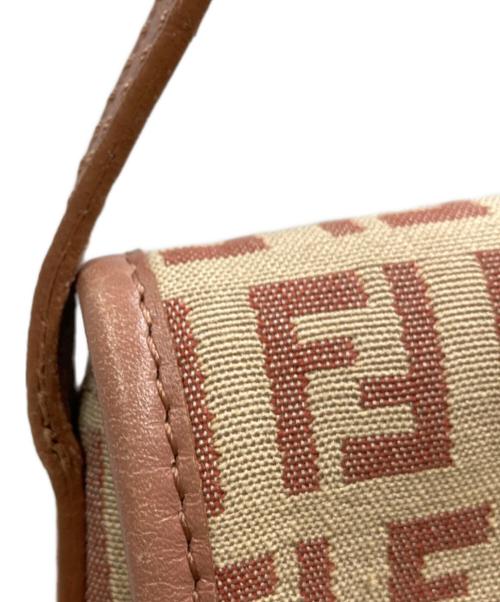 FENDI（フェンディ）FENDI (フェンディ) ズッキーノ キャンバス ショルダーバッグ ピンクの古着・服飾アイテム