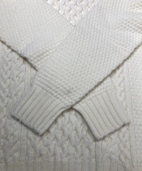 Drumohr（ドルモア）Drumohr (ドルモア) タートルネック ケーブルニット ホワイト サイズ:46の古着・服飾アイテム