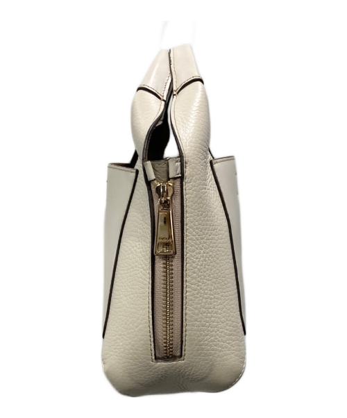 FURLA（フルラ）FURLA (フルラ) GILDA ミニトートバッグ アイボリーの古着・服飾アイテム