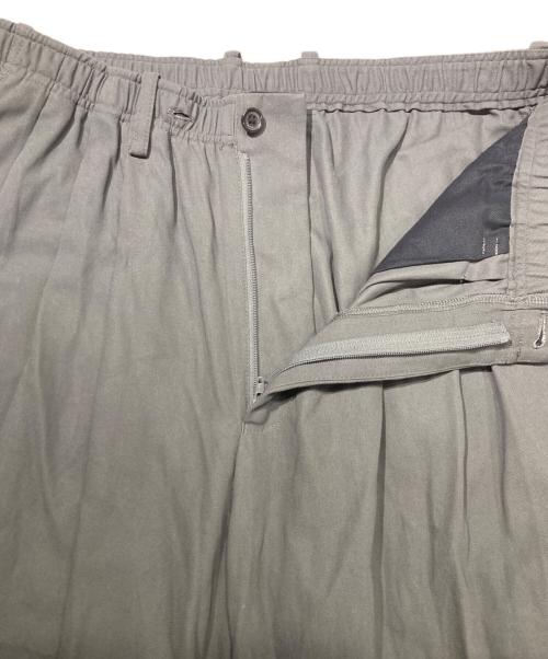 MARKAWARE（マーカウェア）MARKAWARE (マーカウェア) Triple Pleated Easy Trousers 60/2オーガニック強燃ボイル3/2ツイル グリーン サイズ:1の古着・服飾アイテム