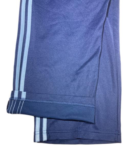 adidas Originals（アディダスオリジナル）adidas Originals (アディダスオリジナル) バギーフィット ファイヤーバードトラックパンツ ブルー サイズ:Sの古着・服飾アイテム