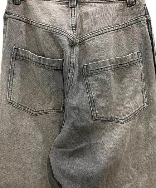 MAISON SPECIAL（メゾンスペシャル）MAISON SPECIAL (メゾンスペシャル) Side-Tuck Cocoon Denim Pants(サイドタックコクーンデニムパンツ) ブラック×グレー サイズ:36の古着・服飾アイテム