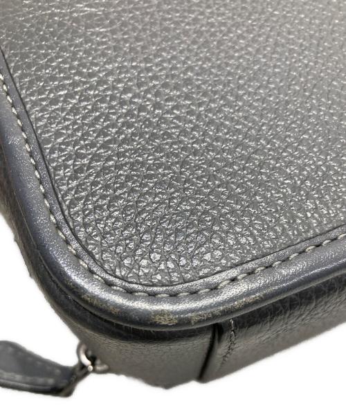 COACH（コーチ）COACH (コーチ) ワイアット クロスボディ グレーの古着・服飾アイテム