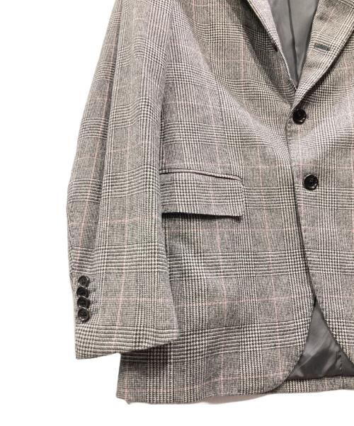 Brilla per il gusto（ブリッラ ペル イルグースト）Brilla per il gusto (ブリッラ ペル イルグースト) DORMEUIL グレンチェック ＋ オーバーペーン 3ピーススーツ グレー サイズ:SIZE 48 JK 肩43 身幅52 着丈72 袖61 PT W88 L74の古着・服飾アイテム