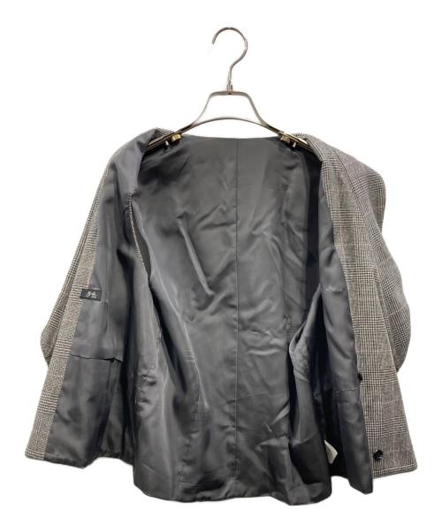 Brilla per il gusto（ブリッラ ペル イルグースト）Brilla per il gusto (ブリッラ ペル イルグースト) DORMEUIL グレンチェック ＋ オーバーペーン 3ピーススーツ グレー サイズ:SIZE 48 JK 肩43 身幅52 着丈72 袖61 PT W88 L74の古着・服飾アイテム