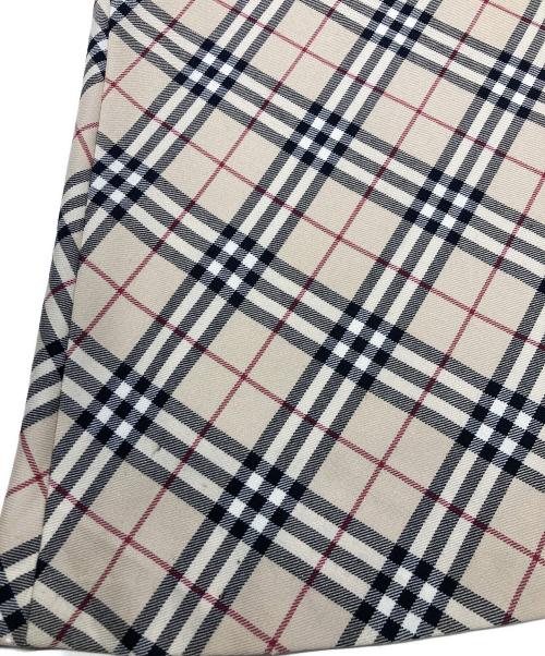 BURBERRY LONDON（バーバリーロンドン）BURBERRY LONDON (バーバリーロンドン) ノヴァチェック フレアスカート ベージュ サイズ:40の古着・服飾アイテム