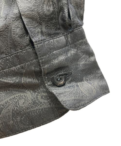 TOGA VIRILIS（トーガ ビリリース）TOGA VIRILIS (トーガ ビリリース) Paisley jacquard shirt ブラック×ブルー サイズ:48の古着・服飾アイテム