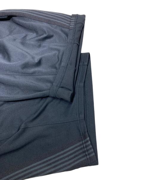 Needles（ニードルズ）Needles (ニードルズ) H.D. Track Pants - Poly Smooth ブラック×グレー サイズ:Mの古着・服飾アイテム