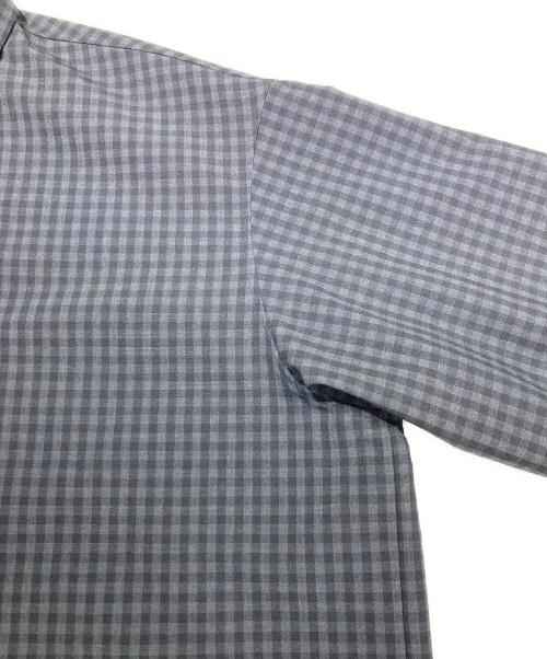 THE RERACS（ザ リラクス）THE RERACS (ザ リラクス) PE SUPER LIGHT SPUN THE PERFECT SHIRT グレー サイズ:48の古着・服飾アイテム