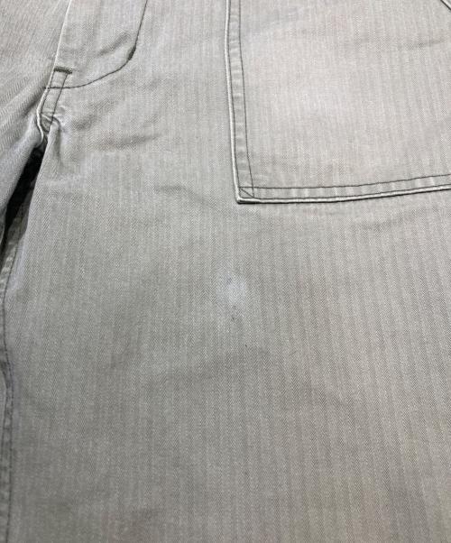 eYe COMME des GARCONS JUNYAWATANABE MAN（アイ コム デ ギャルソン ジュンヤ ワタナベ マン）eYe COMME des GARCONS JUNYAWATANABE MAN (アイ コム デ ギャルソン ジュンヤ ワタナベ マン) ヘリンボーンベイカーパンツ カーキ サイズ:SIZE XSの古着・服飾アイテム