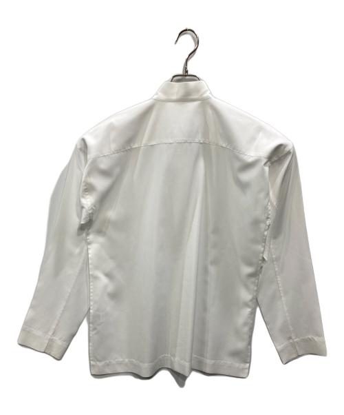 HOMME PLISSE ISSEY MIYAKE（オム プリッセ イッセイ ミヤケ）HOMME PLISSE ISSEY MIYAKE (オム プリッセ イッセイ ミヤケ) BOW-TIE PRESS SHIRT ホワイト サイズ:SIZE 2の古着・服飾アイテム
