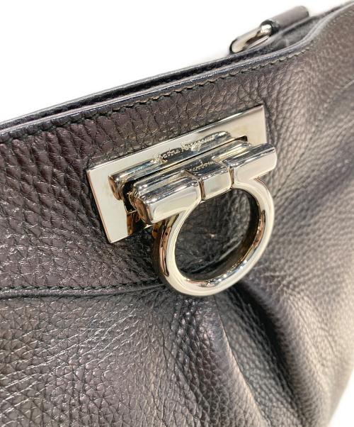Salvatore Ferragamo（サルヴァトーレ フェラガモ）Salvatore Ferragamo (サルヴァトーレ フェラガモ) ガンチーニ ショルダーバッグ ブラックの古着・服飾アイテム