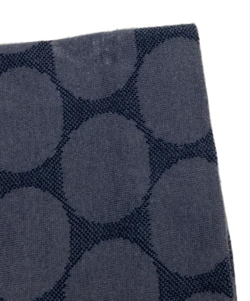 HaaT ISSEY MIYAKE（ハート イッセイ ミヤケ）HaaT ISSEY MIYAKE (ハート イッセイ ミヤケ) マルチドット ノーカラージャケット グレー サイズ:3の古着・服飾アイテム