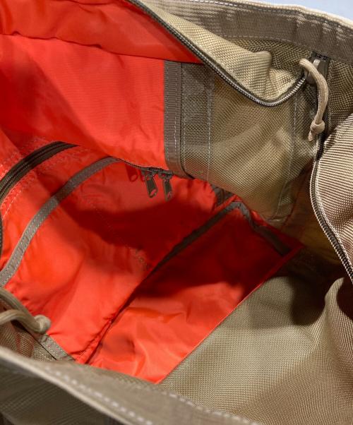 BRIEFING（ブリーフィング）BRIEFING (ブリーフィング) BEAMS PLUS (ビームスプラス) 別注 SHOT BUCKET コヨーテの古着・服飾アイテム