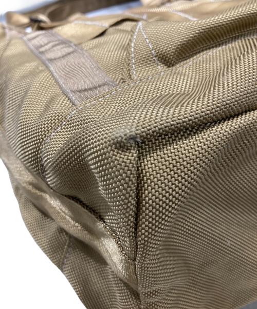 BRIEFING（ブリーフィング）BRIEFING (ブリーフィング) BEAMS PLUS (ビームスプラス) 別注 SHOT BUCKET コヨーテの古着・服飾アイテム