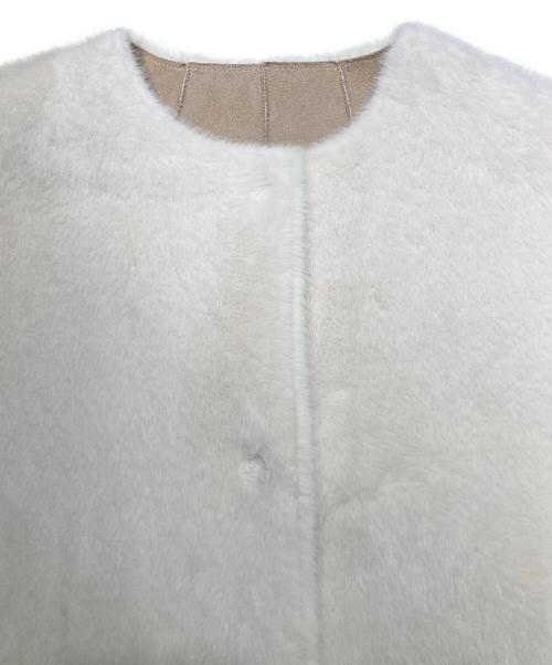 HER LIP TO（ハーリップトゥ）Her lip to (ハーリップトゥ) Faux Fur Reversible Coat ホワイト×ベージュ サイズ:Mの古着・服飾アイテム