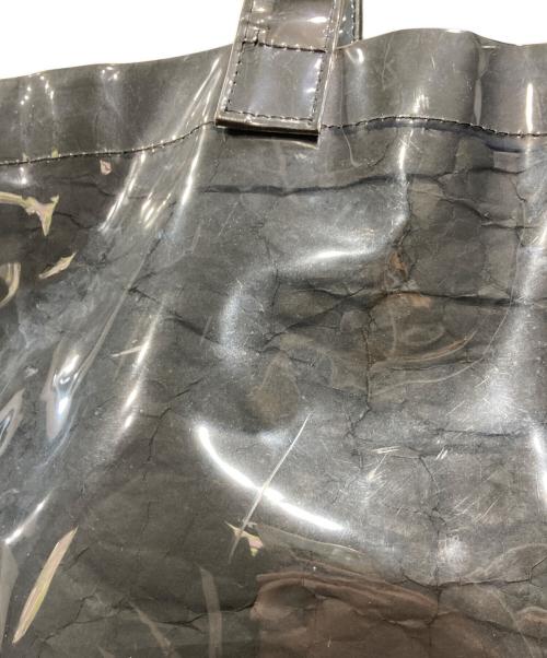 COMME des GARCONS（コムデギャルソン）COMME des GARCONS (コムデギャルソン) PVCトートバッグ BLACK MARKET(ピーブイシートートバッグ ブラック マーケット） ブラックの古着・服飾アイテム