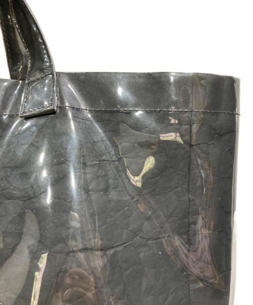 COMME des GARCONS（コムデギャルソン）COMME des GARCONS (コムデギャルソン) PVCトートバッグ BLACK MARKET(ピーブイシートートバッグ ブラック マーケット） ブラックの古着・服飾アイテム