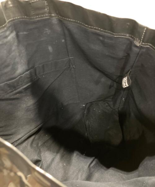 COMME des GARCONS（コムデギャルソン）COMME des GARCONS (コムデギャルソン) PVCトートバッグ BLACK MARKET(ピーブイシートートバッグ ブラック マーケット） ブラックの古着・服飾アイテム