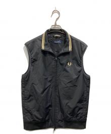FRED PERRY（フレッドペリー）の古着「The Brentham Vest Gilet」｜ブラック
