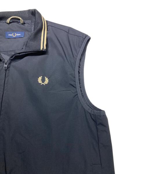 FRED PERRY（フレッドペリー）FRED PERRY (フレッドペリー) The Brentham Vest Gilet ブラック サイズ:Mの古着・服飾アイテム