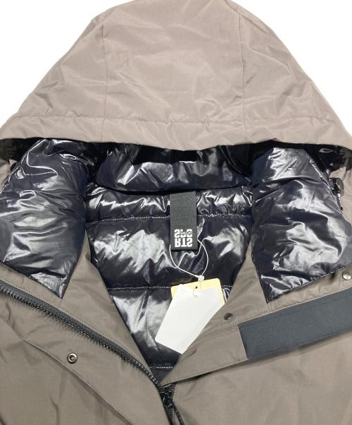 MARC CAIN SPORTS（マーク ケイン スポーツ）MARC CAIN SPORTS (マーク ケイン スポーツ) ダウンコート オリーブ サイズ:N2 未使用品の古着・服飾アイテム
