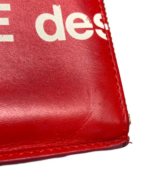 COMME des GARCONS（コムデギャルソン）COMME des GARCONS (コムデギャルソン) HUGE LOGOジップコインケース レッドの古着・服飾アイテム